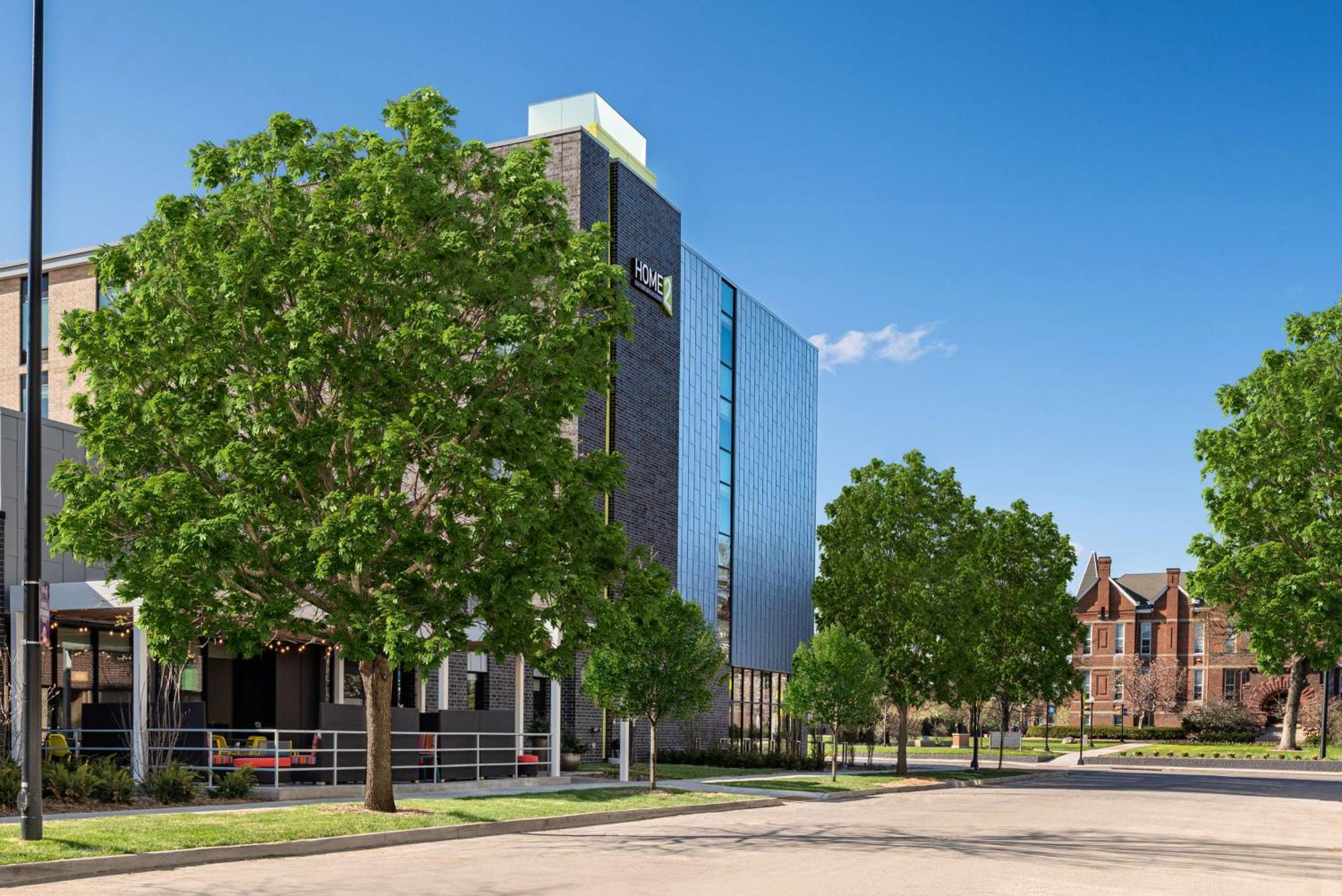 Home2 Suites By Hilton Des Moines At Drake University Exterior foto